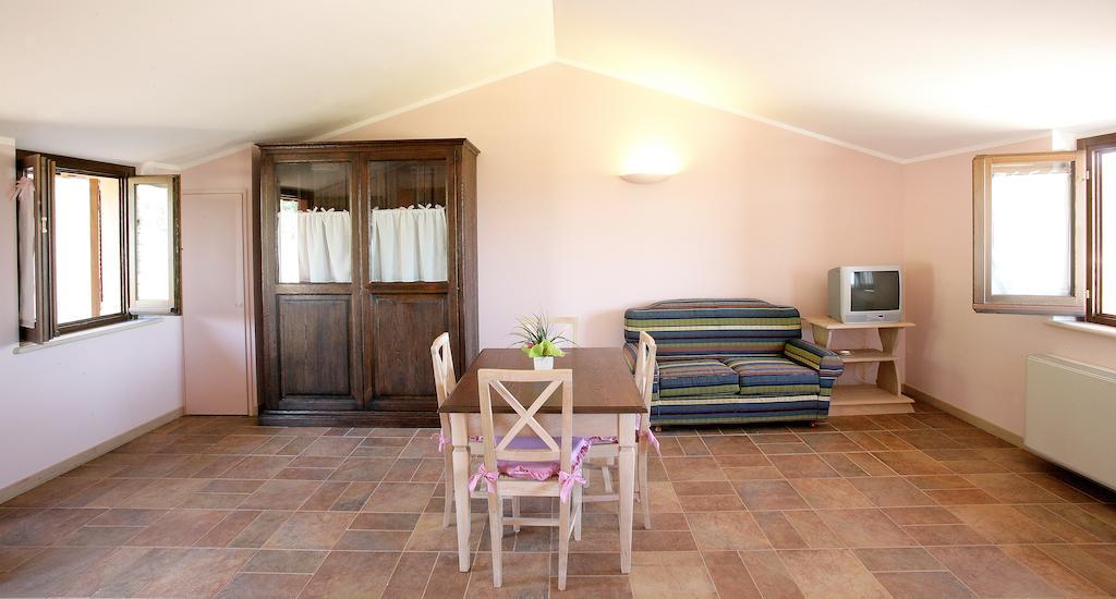 Country House Poggio Fiorito Assisi Room photo